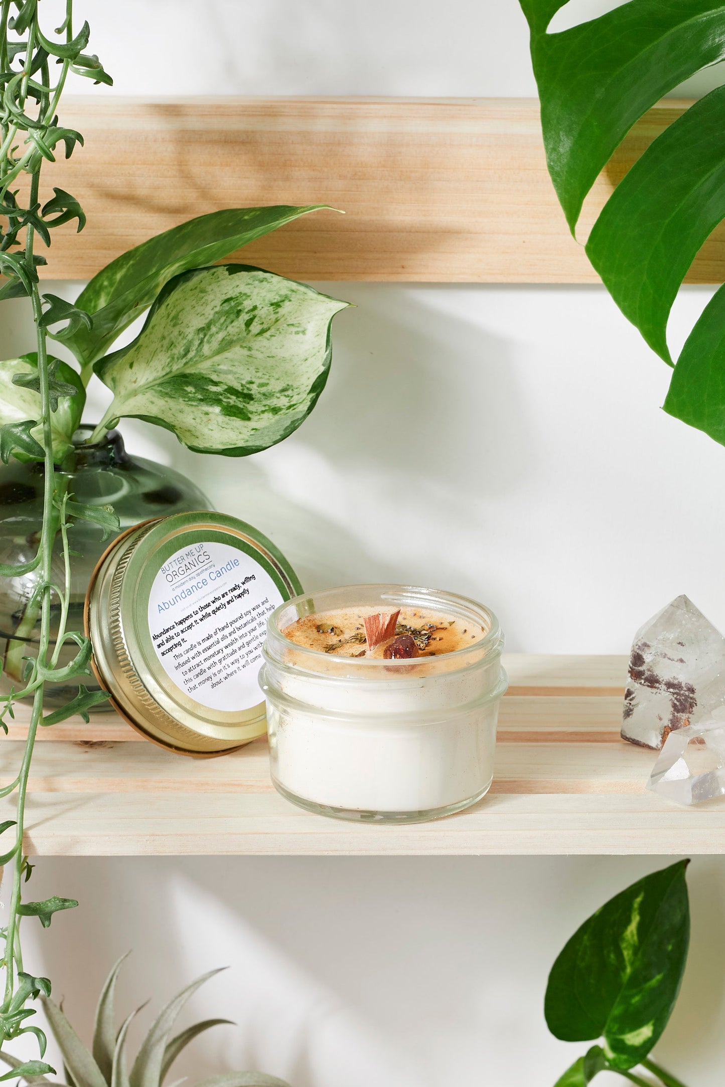 Hand Poured Soy Wax Abundance Ritual Candle with Crystals