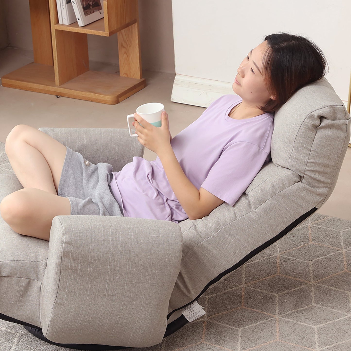 Adjustable Lounge Chair with 360° Rotation